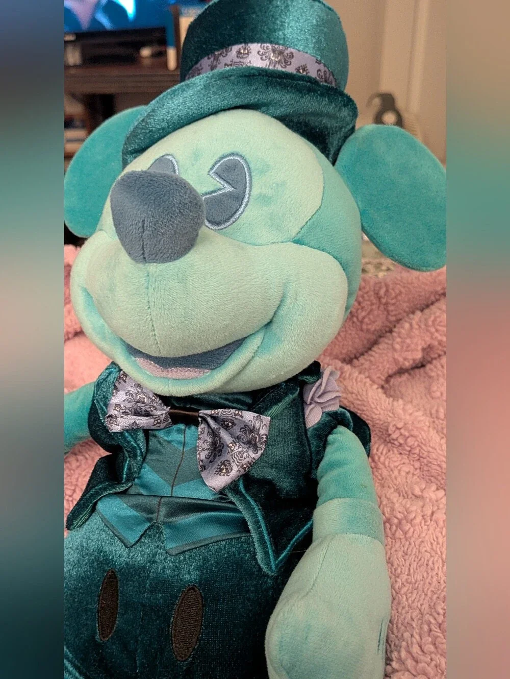 Disney Mickey Mouse: The Main Attraction Limited Release Plush ✨ Series 10 of 12